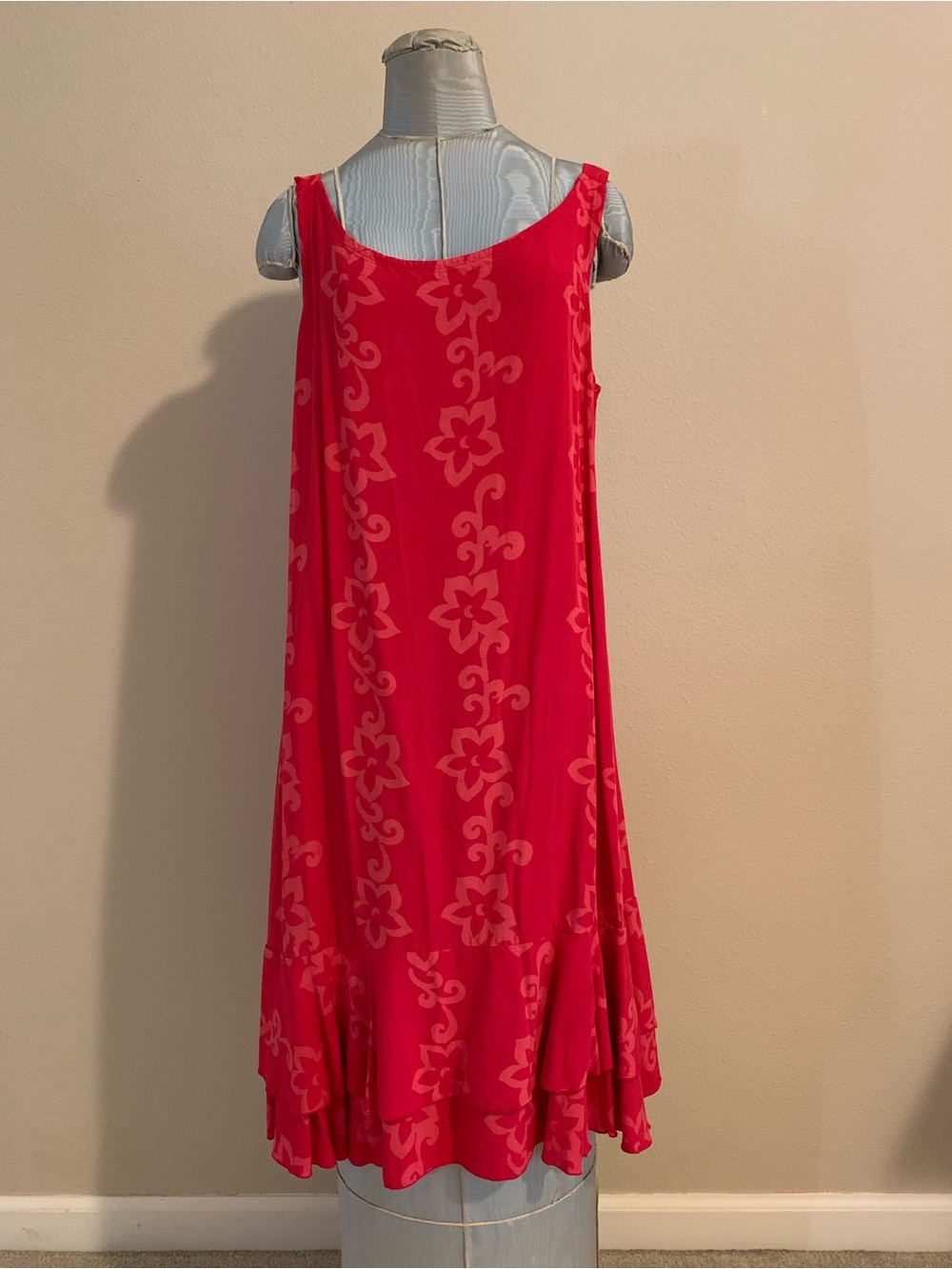 Red Floral Hawaiian Print Sundress by Blue Ginger Size M 100% Rayon
